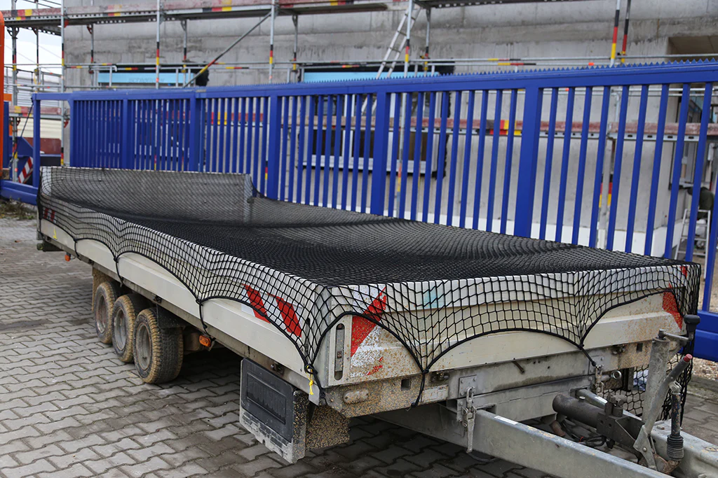 Anhängernetz – Schutznetz zur Ladungssicherung